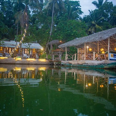 Aki Luna Lagoon Resort 히카두와 외부 사진